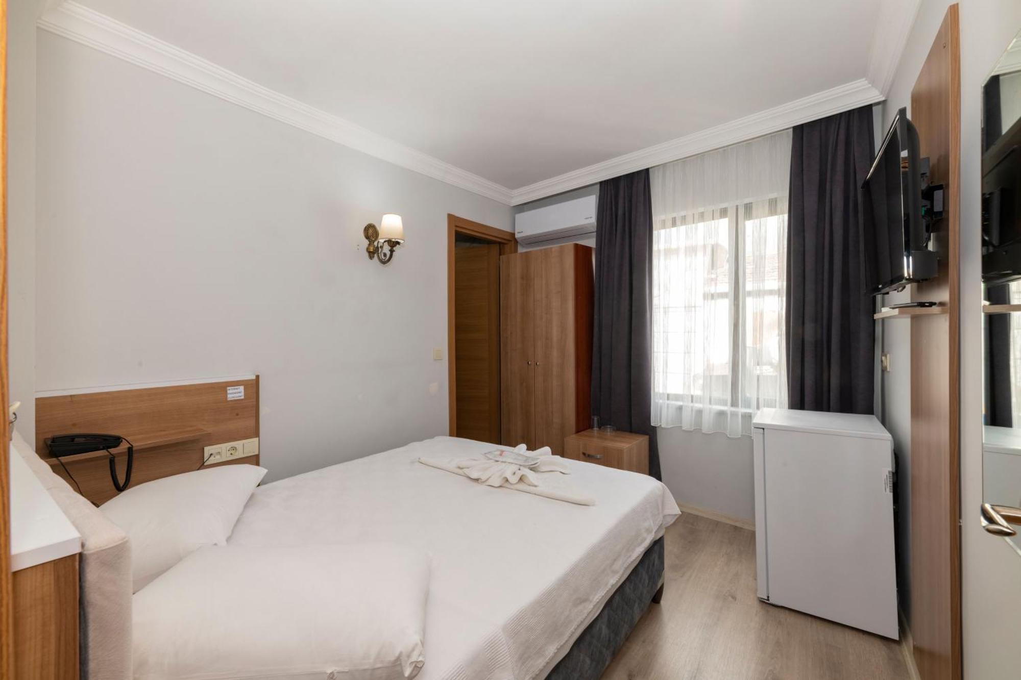 Metro Hotel Istanbul Exterior photo